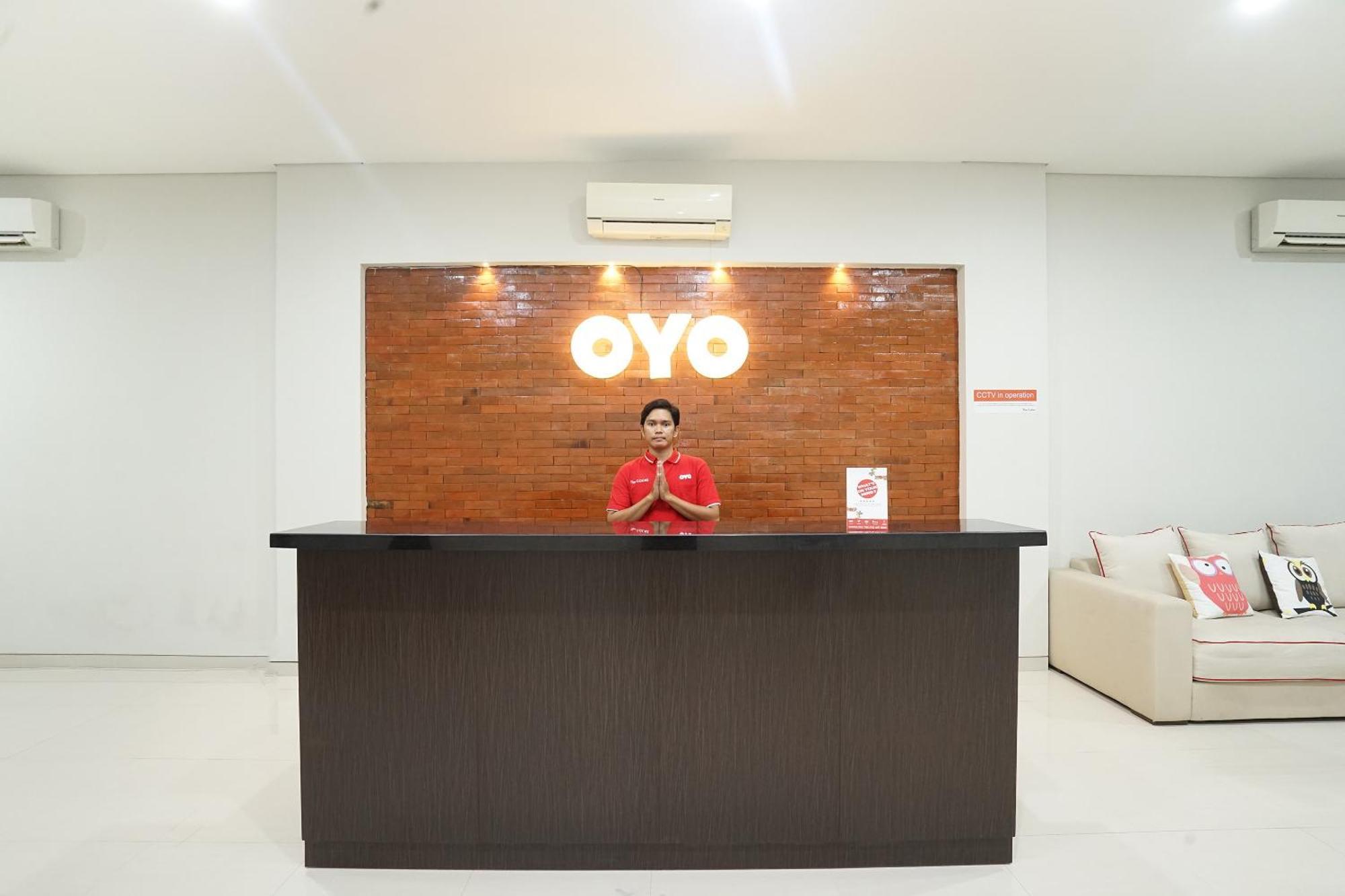 Hotel Super Oyo Capital O 449 The Colins Keputih Exteriér fotografie